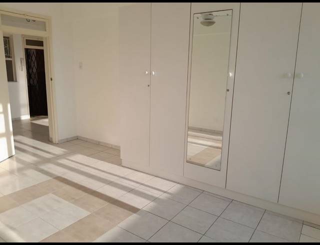 1 BEDROOM PROPERTY TO RENT IN NORTH BEACH